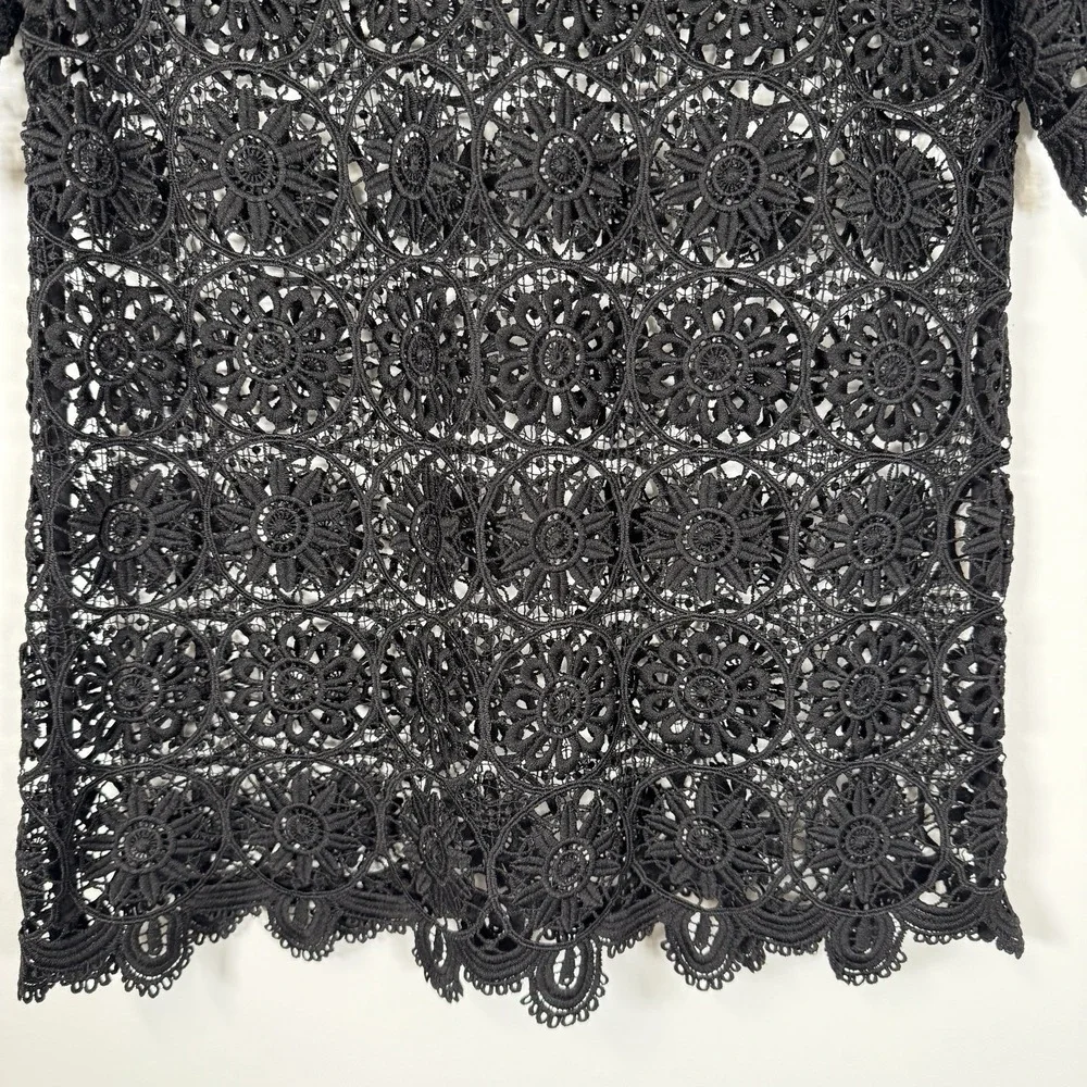 Banana Republic Crochet‎ Floral Top Women's S Black Retro 90s Y2K Casual